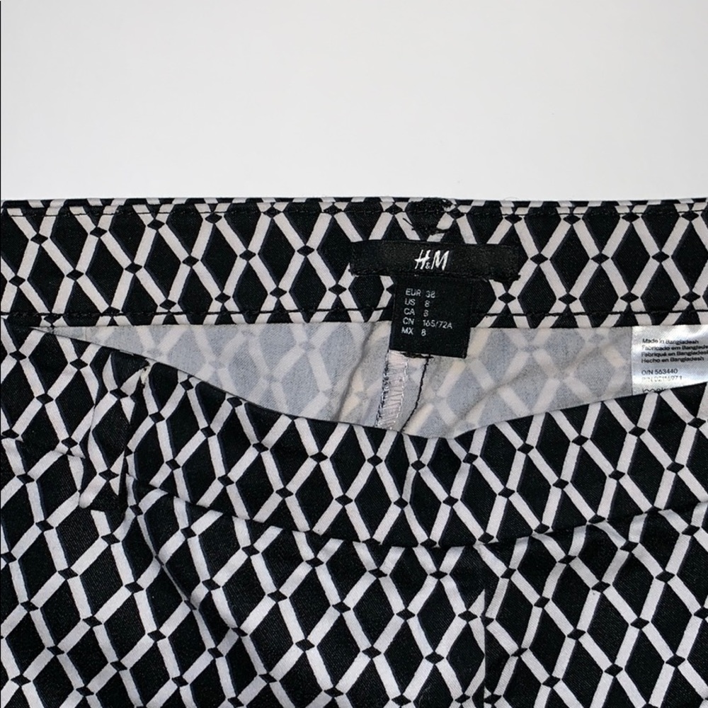 H&M printed pattern ankle pants